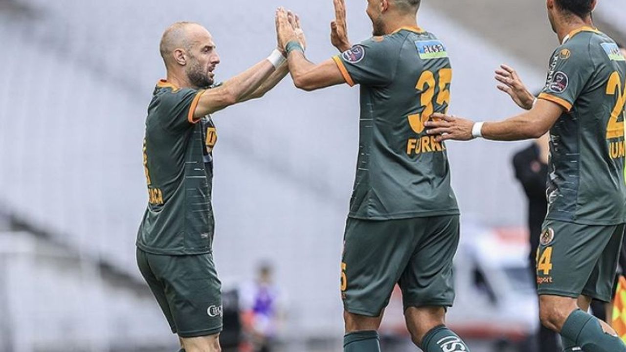Alanyaspor, Fatih Karagümrük'ü deplasmanda 1-0 yendi