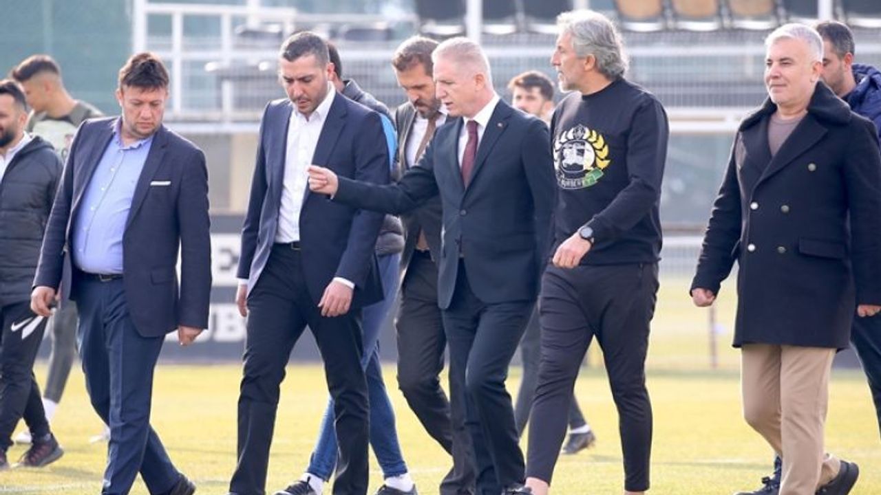 Gaziantep FK'de teknik direktör Erol Bulut ile yollar ayrıldı