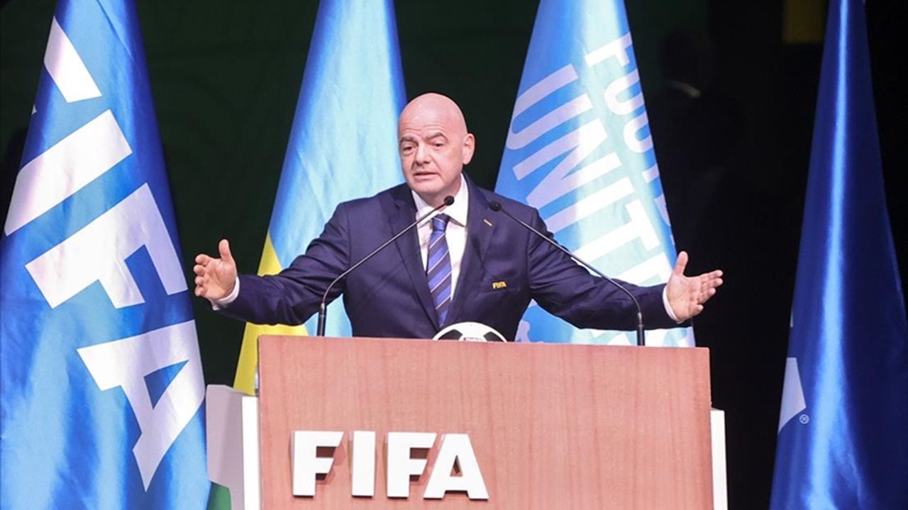 FIFA Başkanlığı'na yeniden Infantino seçildi