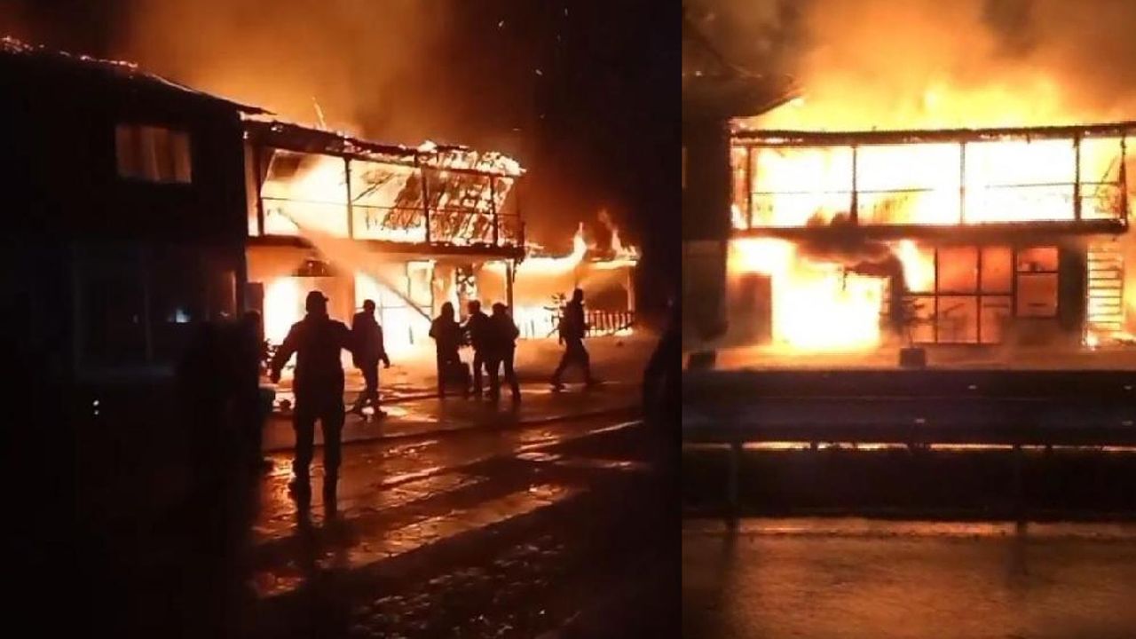 Rize'de yangın; 2 katlı ahşap restoran ile ev küle döndü