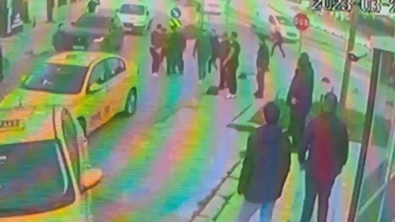 Arnavutköy'de taksicilerden gaspçılara dayak