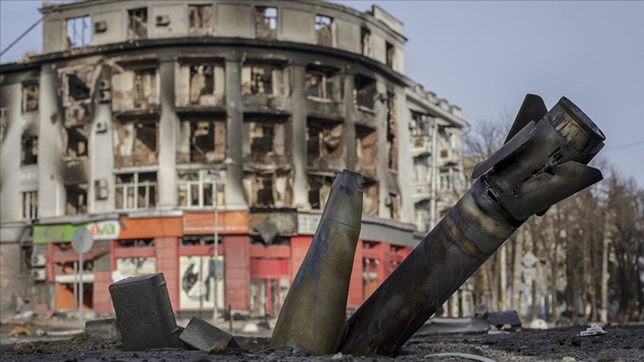 Rusya, Ukrayna şehirlerine yoğun hava saldırısı düzenledi