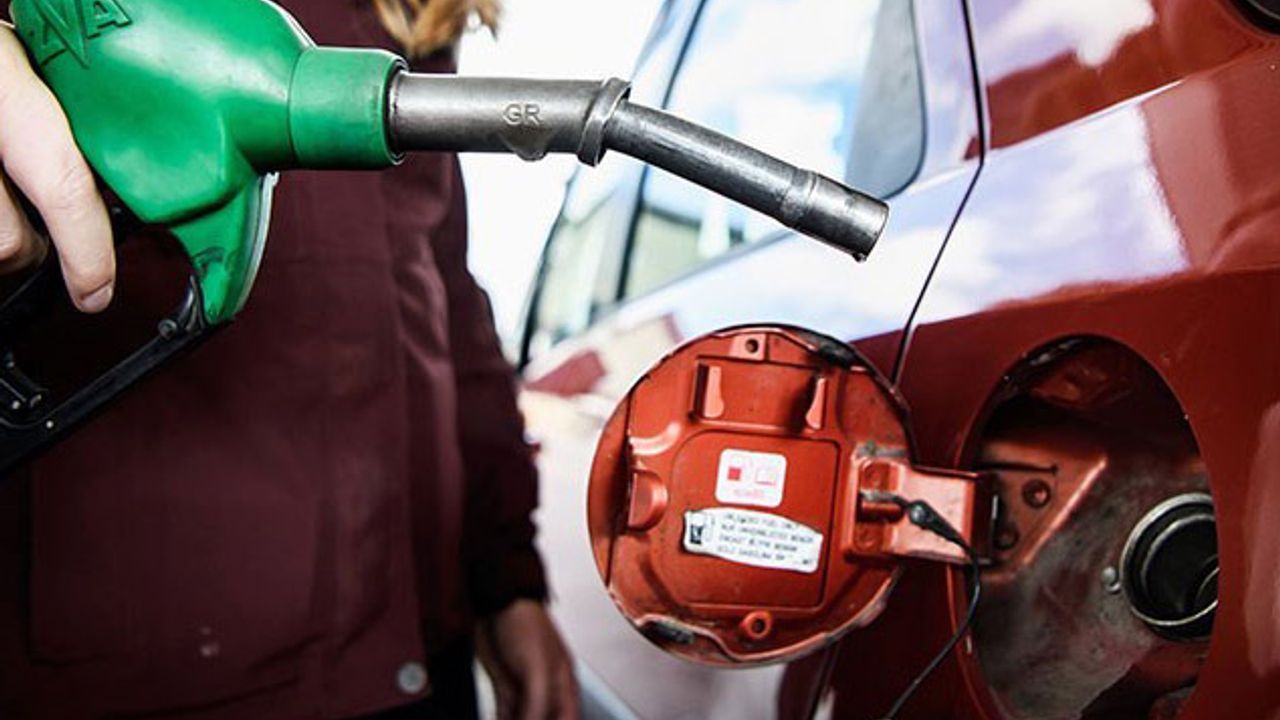 Benzin ve motorin 26 Nisan 2023 güncel fiyatları