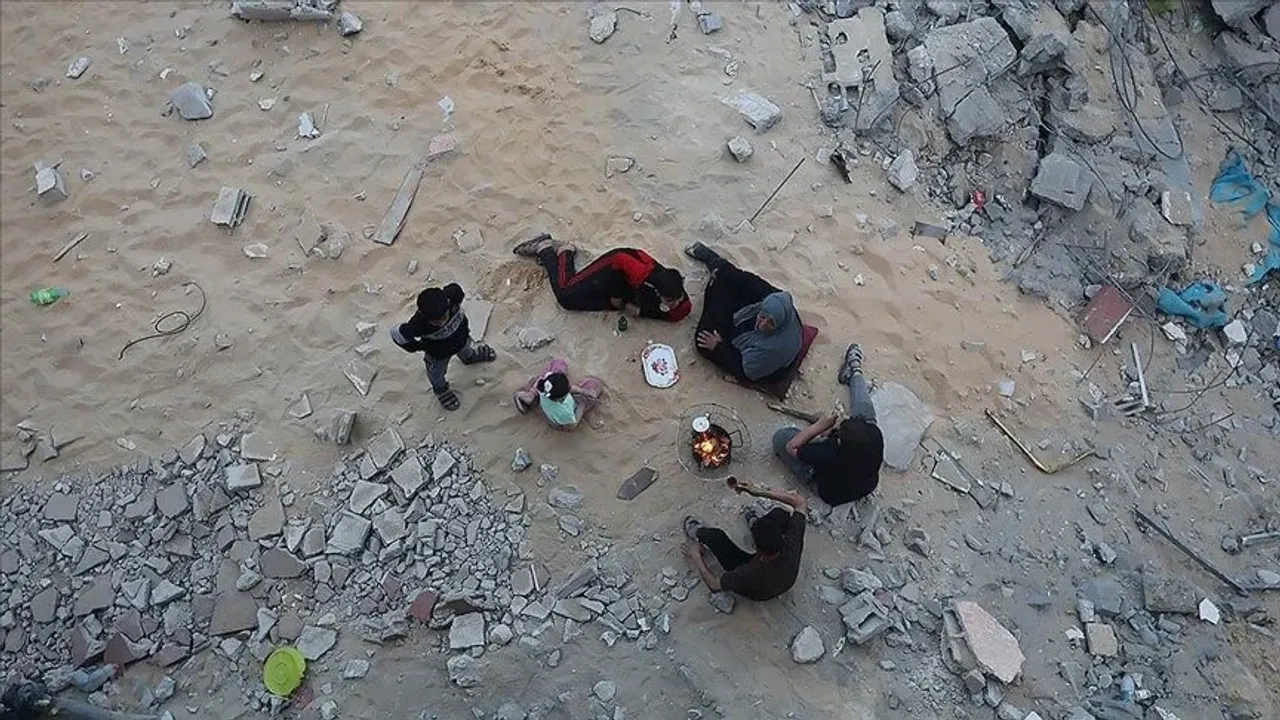 İsrail, Gazze'ye düzenlediği son saldırılarda 459 aileyi evsiz bıraktı
