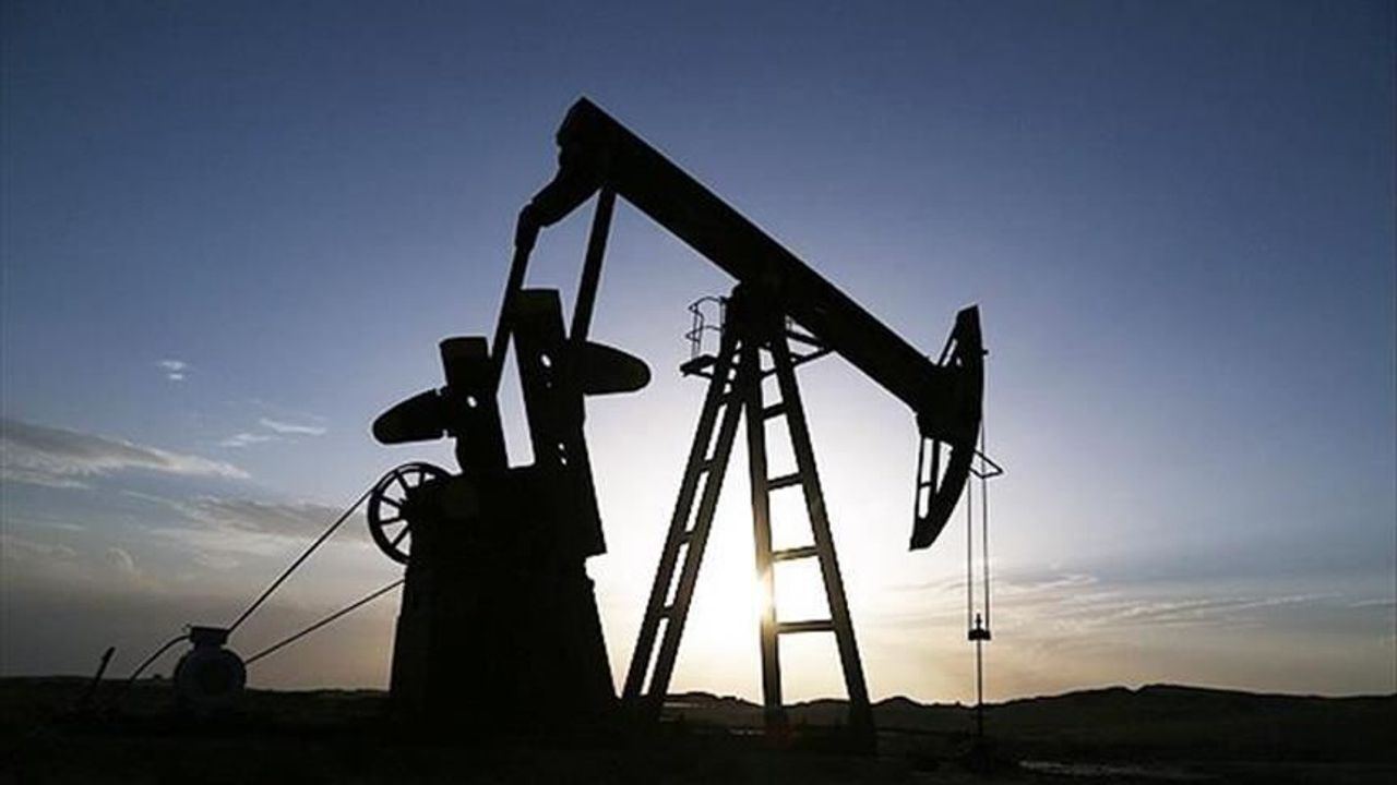 Rusya’nın petrol ve doğal gaz gelirlerinin yüzde 38 azaldığı bildirildi