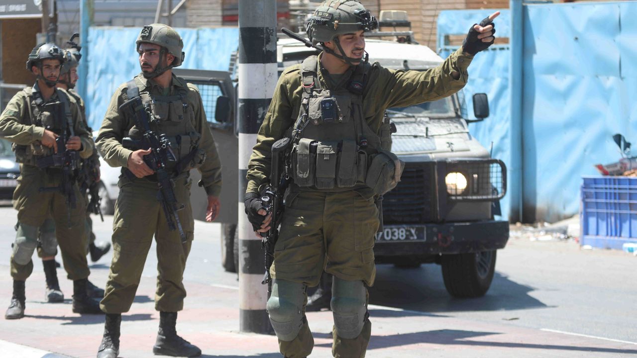 İsrail, Batı Şeria'da bir Filistinliyi vurdu