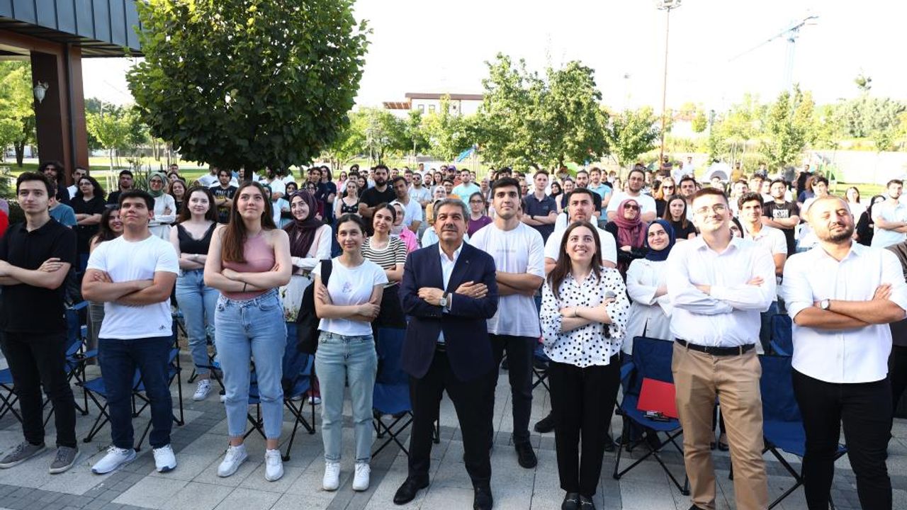İstanbul'da genç yazılımcılardan Zafer Bayramı için 110 "Zafer" oyunu