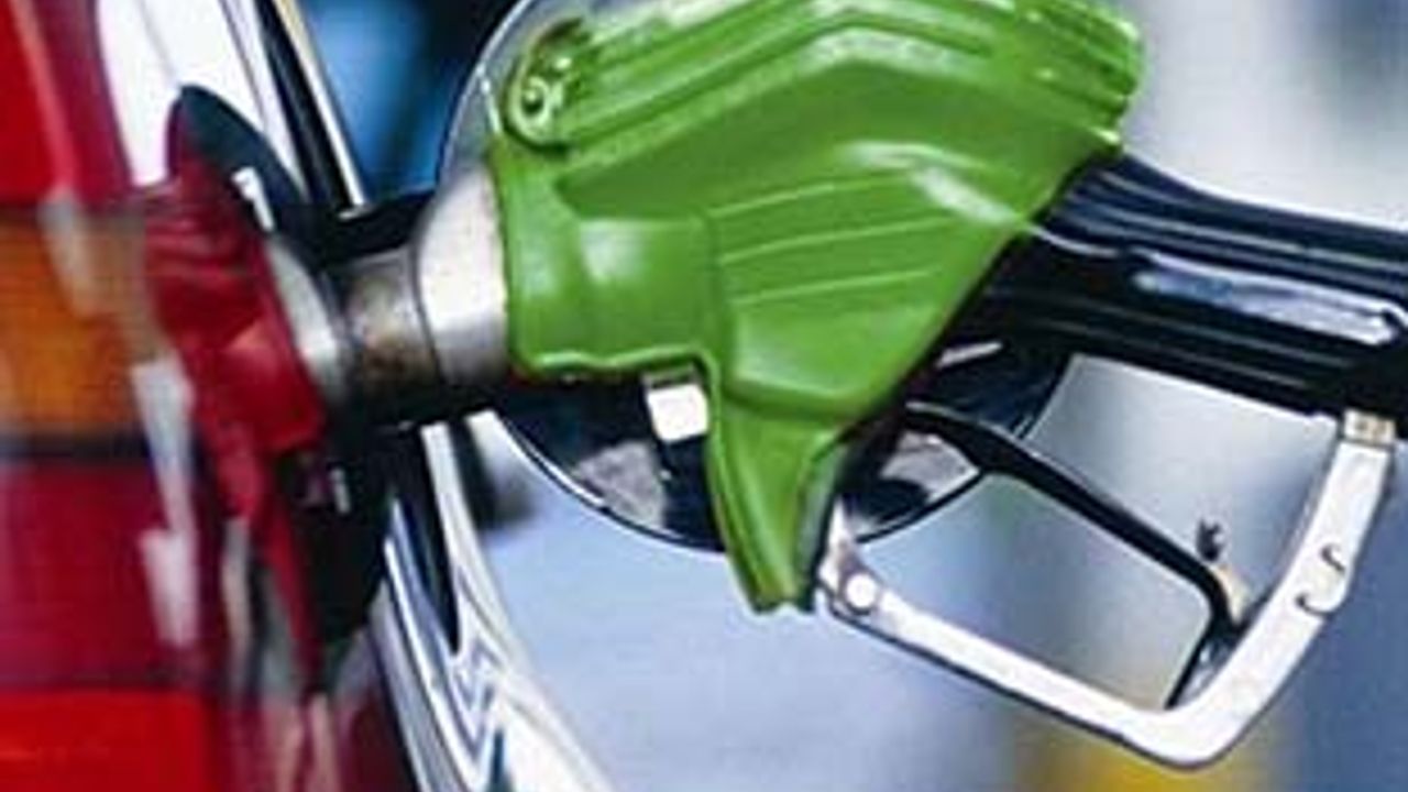 Benzin ve motorin 26 Ocak 2024 güncel fiyatları