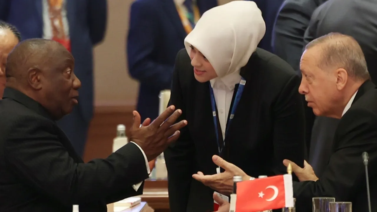G20 Liderler Zirvesi'nde Cumhurbaşkanı Erdoğan'a ilgi büyüktü