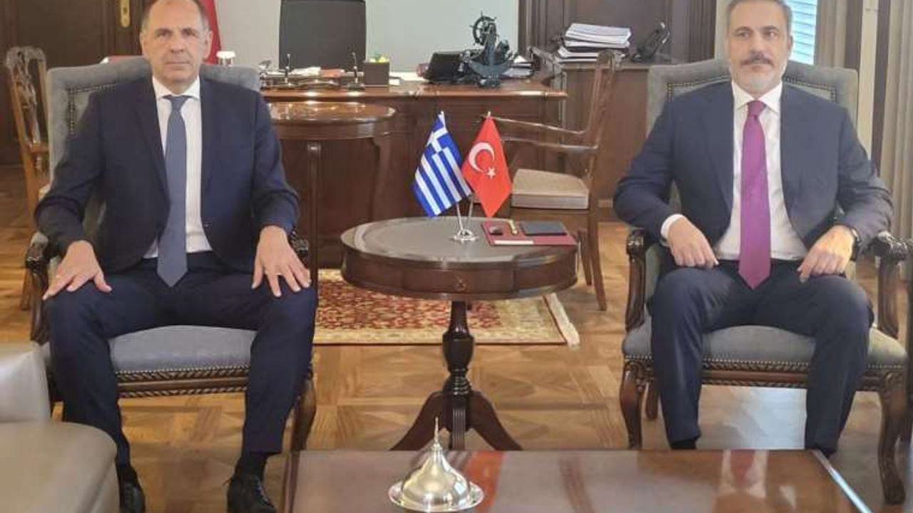 Hakan Fidan, Yunanistan Dışişleri Bakanı Yorgos Yerapetritis ile görüştü