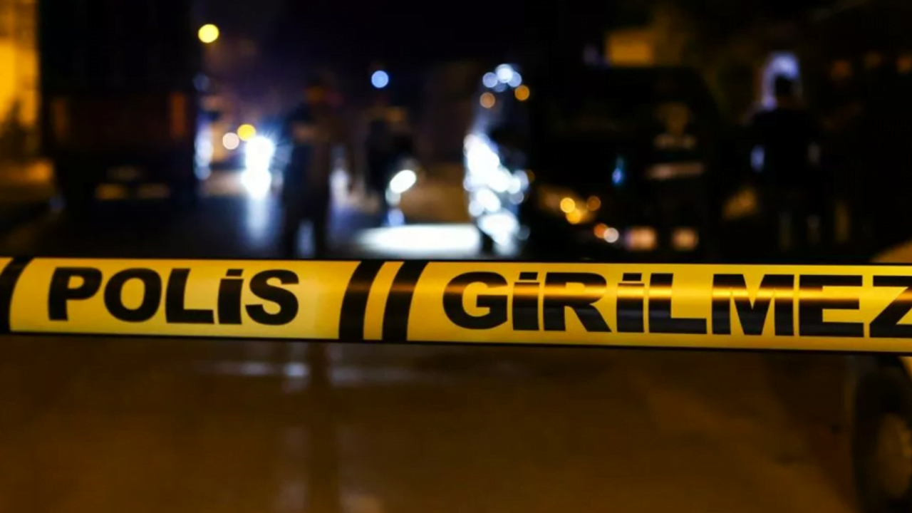 İstanbul Pendik'te bıçaklı park kavgasında 4 kişi yaralandı