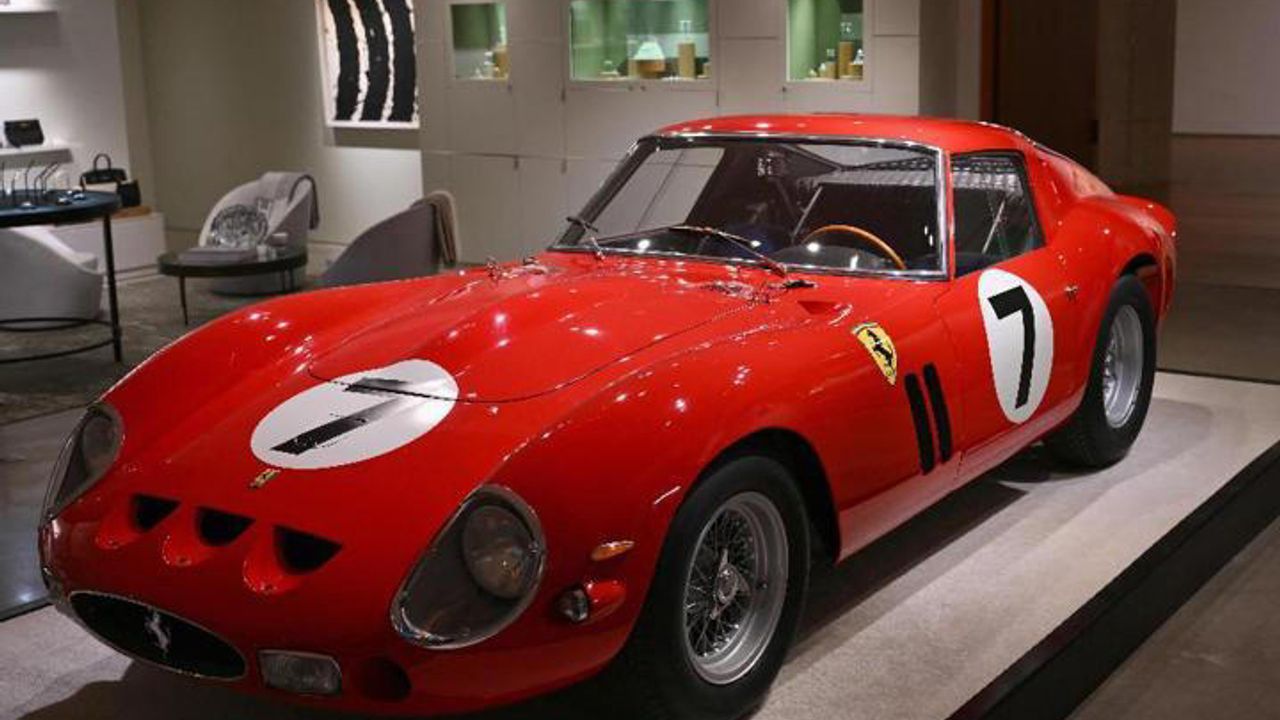 1962 model Ferrari 250 GTO rekor fiyata satıldı