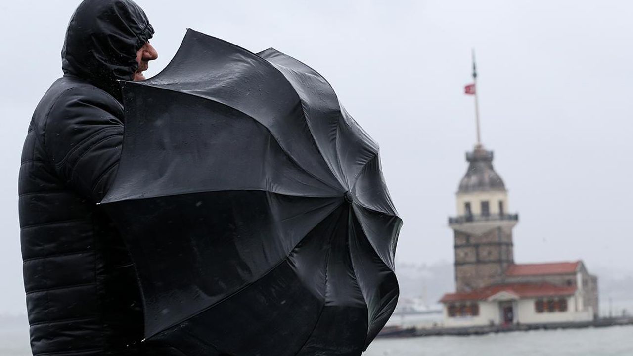 İstanbul için AKOM'dan fırtına uyarısı geldi