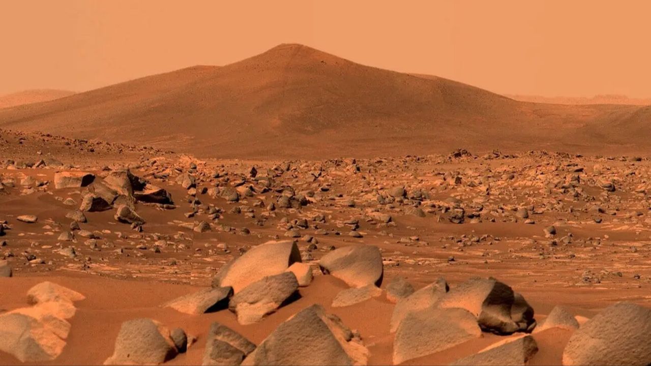 Mars’ta iklim değişikliği mi yaşandı? Kızıl Gezegen'deki dönüşümlere dikkat çekildi!