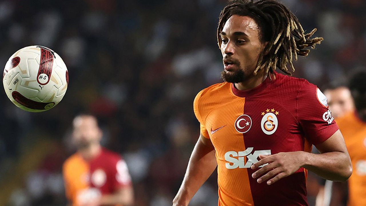 Galatasaray'da Sacha Boey için iki farklı senaryo