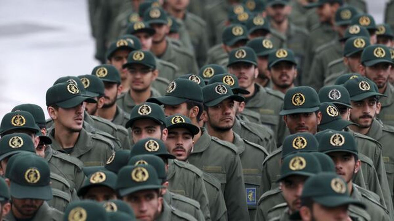 İran'ın Devrim Muhafızları Ordusu mensubu bir albay silahlı saldırıda öldürüldü