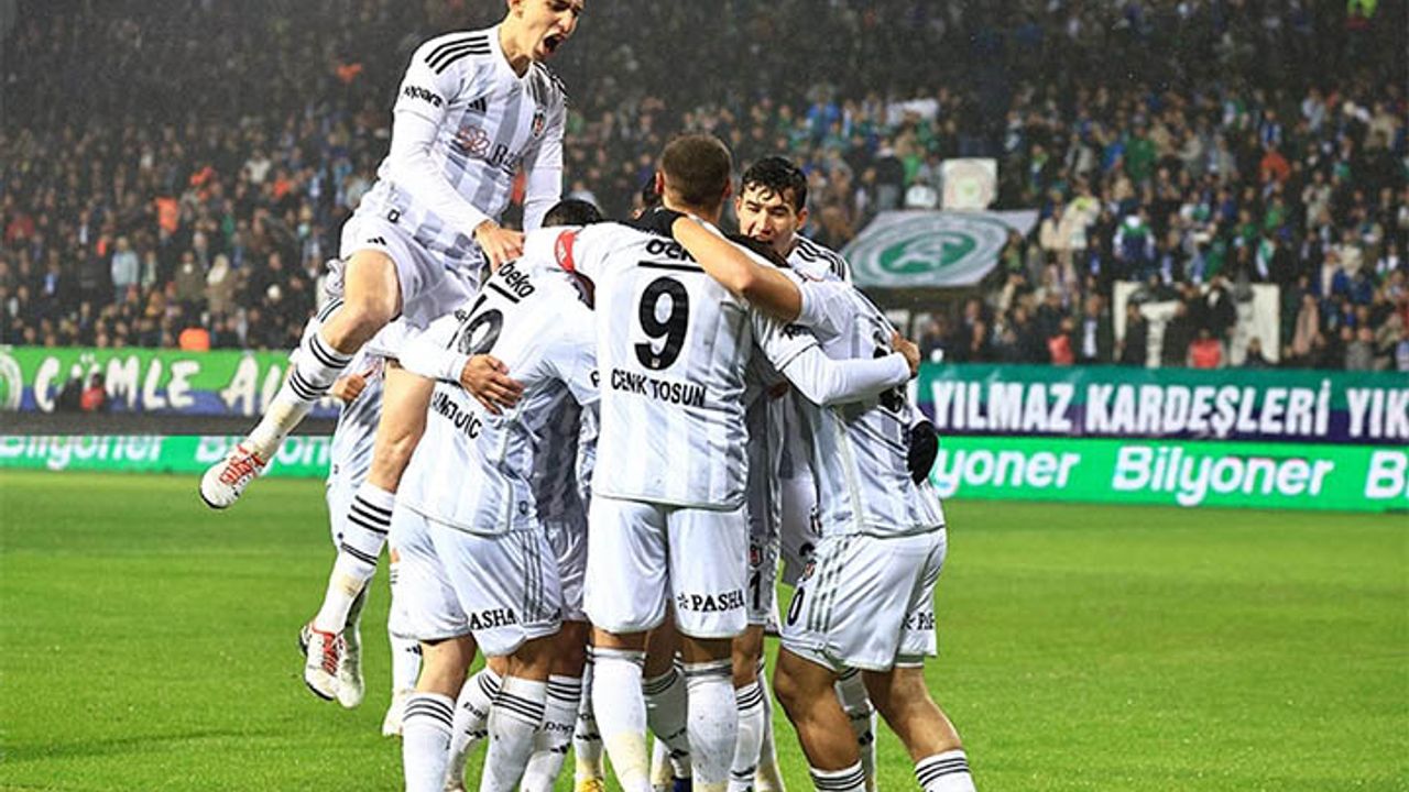 Beşiktaş Sivasspor'a konuk oluyor