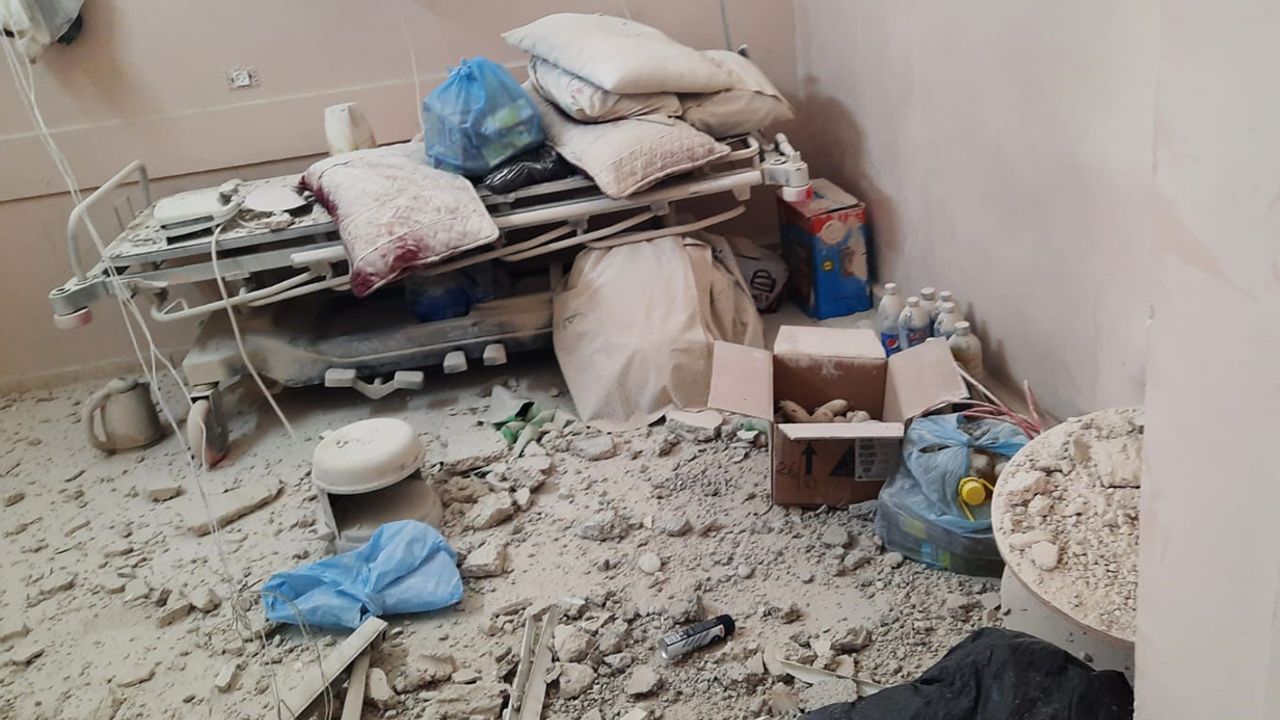 Katliamcı İsrail, Şifa Hastanesi yakınındaki binayı vurdu: 12 ölü