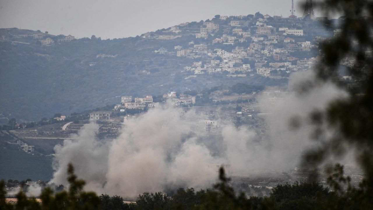 Hizbullah, Lübnan'da İsrail'e ait askeri noktalara sürpriz bir saldırı düzenledi