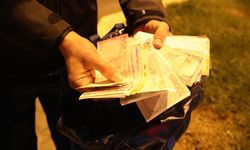 Para dolu çantayı Rus turiste teslim ettiler