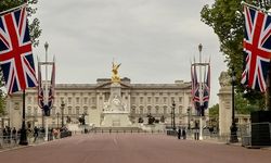 Buckingham Sarayı arazisine av fişeği fırlattığı iddia edilen kişi gözaltına alındı