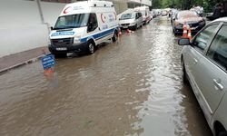 Ankara'da şiddetli dolu yağışı vatandaşları zor durumda bıraktı