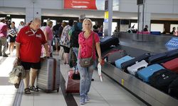 Antalya'ya hava yoluyla gelen turist sayısı 3 milyon 405 bini aştı
