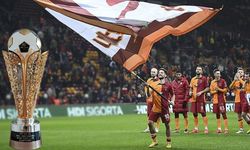 Galatasaray, Fenerbahçe derbisi sonrası şampiyonluk kupasını kaldıracak