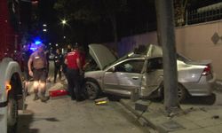 Beykoz Çengelköy’de direksiyon hakimiyetini kaybeden sürücü yaralandı