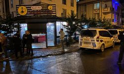 İstanbul'da motosikletli saldırganlar kafeye ateş açtı