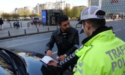 Taksicilere denetim yapıldı: Taksim meydanı'nda cezalar yağdı