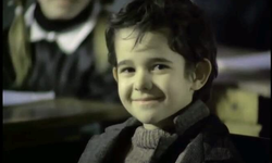 Canım Kardeşim filmiyle herkesi ağlatmıştı! Yeşilçam'ın minik yeteneği Kahraman Kıral şimdi 59 yaşında: İşte son hali!