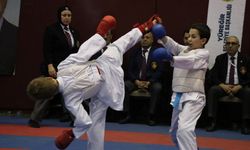  Adana'da gerçekleştirilen Türkiye Yıldızlar Karate Şampiyonası sona erdi.