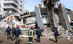 Depremde 35 kişinin öldüğü Ezgi Apartmanı'na ilişkin davanın görülmesine devam edildi