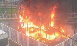Pendik'te çocuk parkında yangın: Alevler metrelerce yükseldi