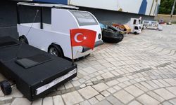 Güneş enerjili minyatür araçlar İzmir'de sergilendi!