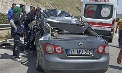 Gaziantep'te kaza: Tıra arkadan çarpan otomobildeki 1 kişi hayatını kaybetti