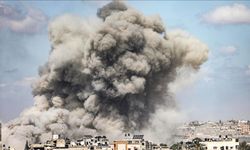 İsrail savaş uçakları Gazze'de sivillerin toplandığı alanı hedef aldı, çok sayıda ölü ve yaralı var