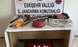 Eskişehir'de izinsiz kazı yapan 3 kişi yakalandı