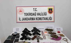 Tekirdağ’da jandarma operasyonunda silah ve uyuşturucu yakalandı