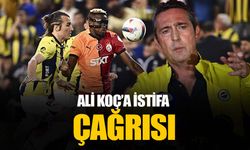 Galatasaray’a mağlup olan Fenerbahçe'nin taraftarları Ali Koç’a istifa çağrısı yaptı-İZLE