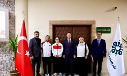 Avrupa Şampiyonu milli sporcuyu Kaymakam Baycar ödüllendirdi