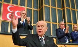 Bahçeli'den DEM'le tokalaşma açıklaması: Uzattığım el, milli birlik ve kardeşliğimizin mesajıdır