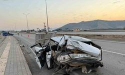 Hatay'da hurdaya dönen Fiat Tofaş 16 yaşındaki çocuğa mezar oldu