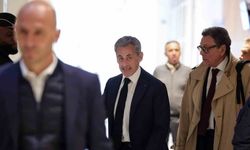 Sarkozy’nin Libya’dan yasa dışı finansman sağladığı iddiasıyla yargılandığı dava başladı