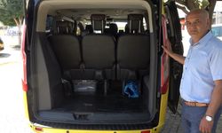 Alanya'da takside unutulan 18 bin 300 euroyu sahibine teslim etti