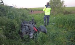 Edirne'de feci kaza: Motosikletle 125 metre sürüklenen 25 yaşındaki genç öldü