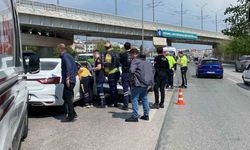 İzmit Ankara istikametinde zincirleme trafik kazası: 3 yaralı