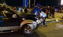 Karaman’da kamyonetle otomobilin çarpıştığı kazada can pazarı yaşandı