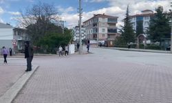 Konya Kulu merkezli deprem panikletti: Sokaklara döküldüler
